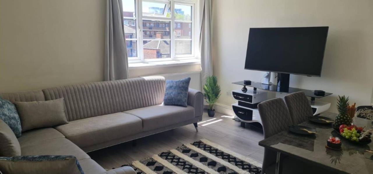 Stylish & Cozy 2-Bedroom Flat In Hoxton & Shoreditch London Bagian luar foto