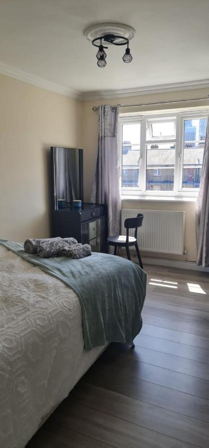 Stylish & Cozy 2-Bedroom Flat In Hoxton & Shoreditch London Bagian luar foto